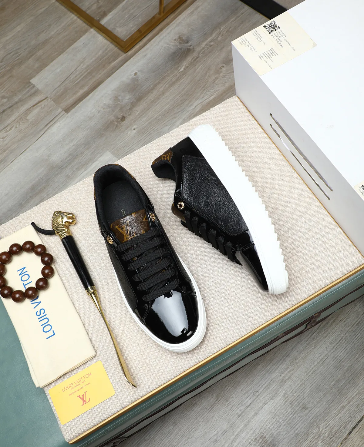 Men's men's shoes 💰540 📛📛(Niuli) high-end [LOUIS VUITTON] Louis Vuitton official website synchronized new products 👟Milan fashion catwalk style 🇰🇾🇰🇾LV family logo, celebrity style, a must-have for fashionistas ⚠️Top-layer calfskin ➕Cow leather lining ➕Mesh lining Official website original special outsole👞Number 38-44